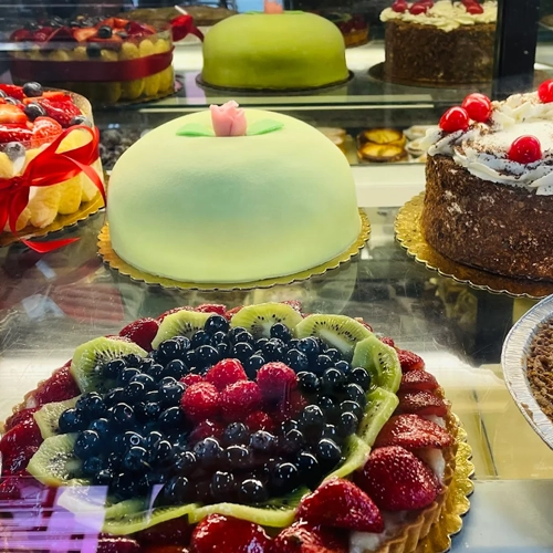 Berolina Bakery - Armenian Bakery in Montrose