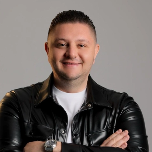 Armenchik - Singer in Los Angeles