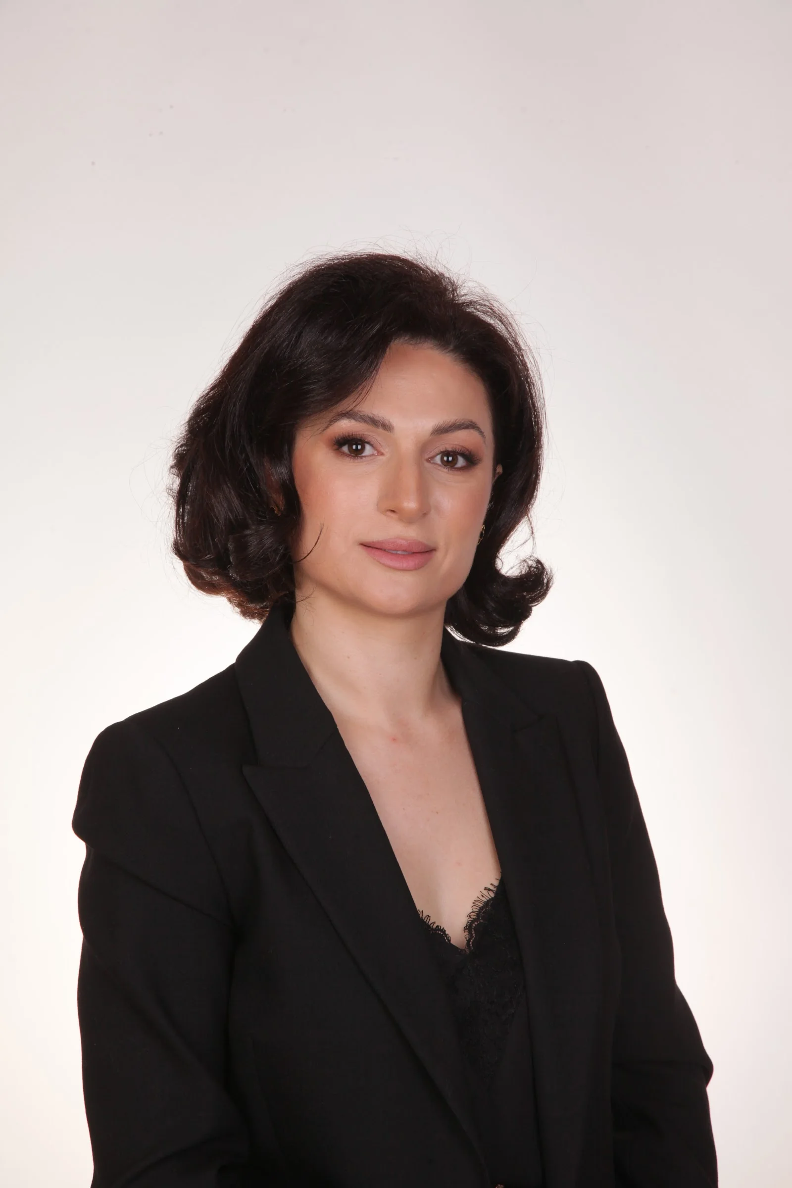 Aida Mesropyan - Coldwell Banker