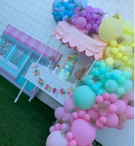 Balloon District - Rentals & Decor in Burbank