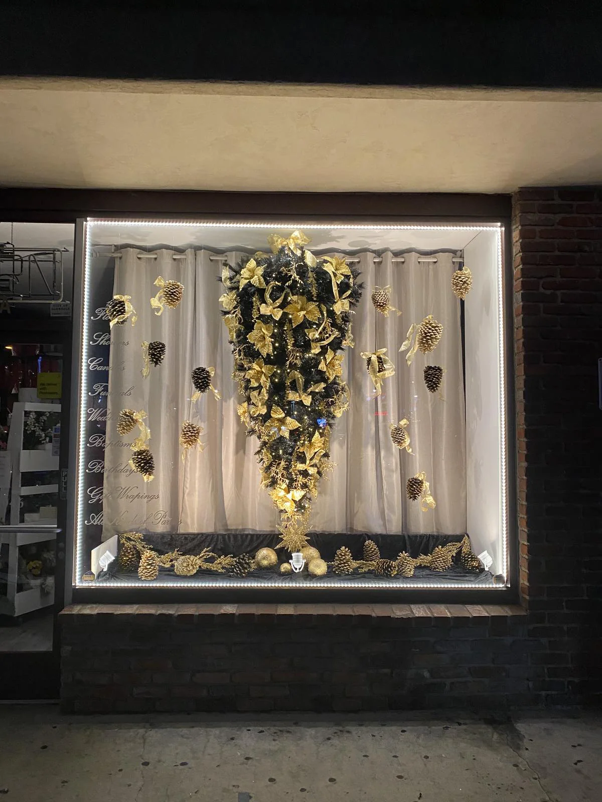Flower Land Glendale - Florist in La Crescenta