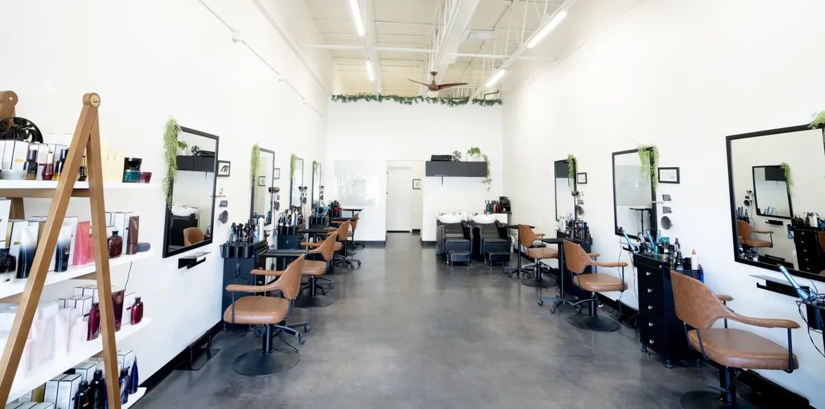 Glamourax - Beauty & Care in Burbank