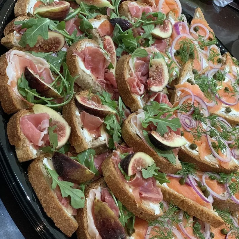 Le Pleasant Palate - Catering in Van Nuys