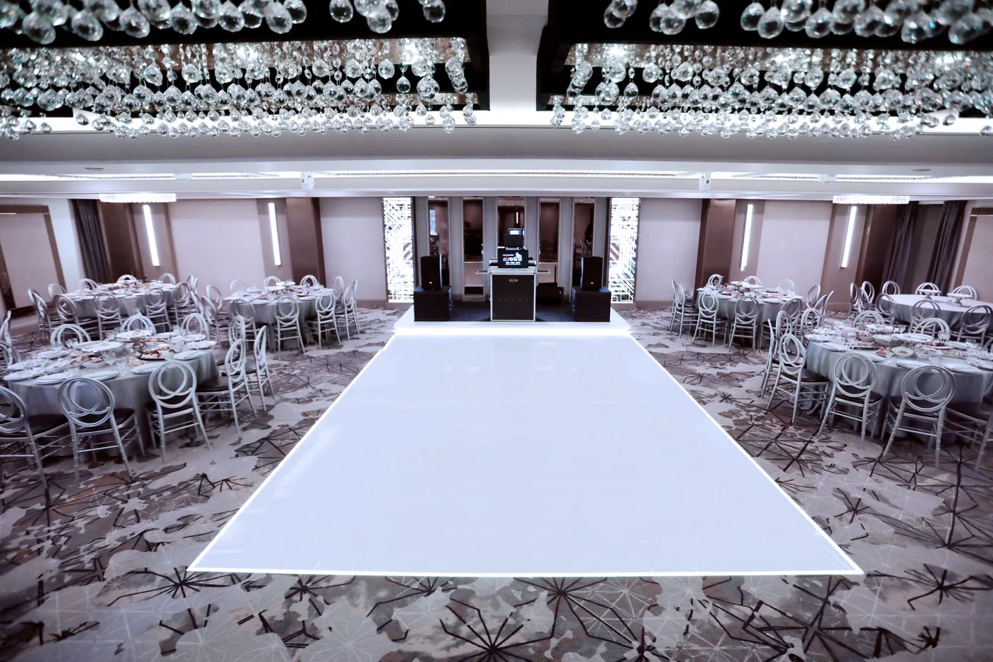 Modera Venue - Event Venues in Glendale