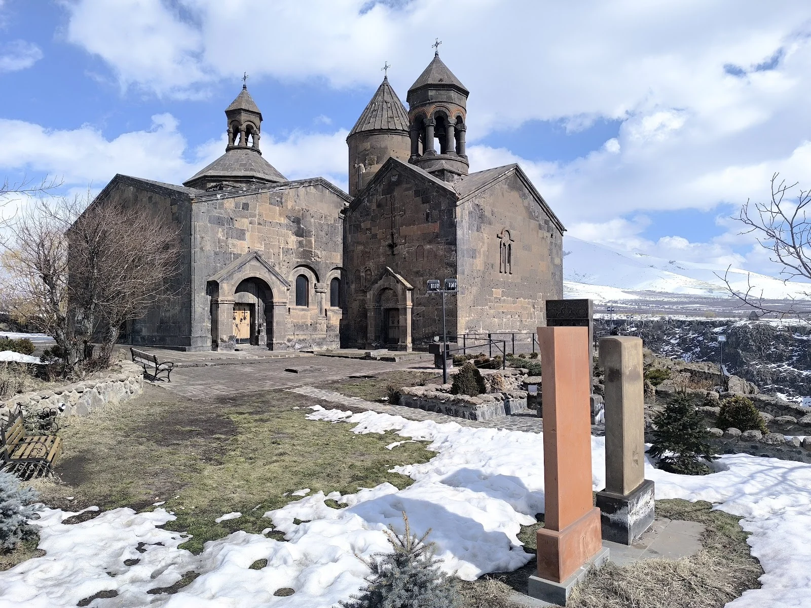 Saghmosavanq