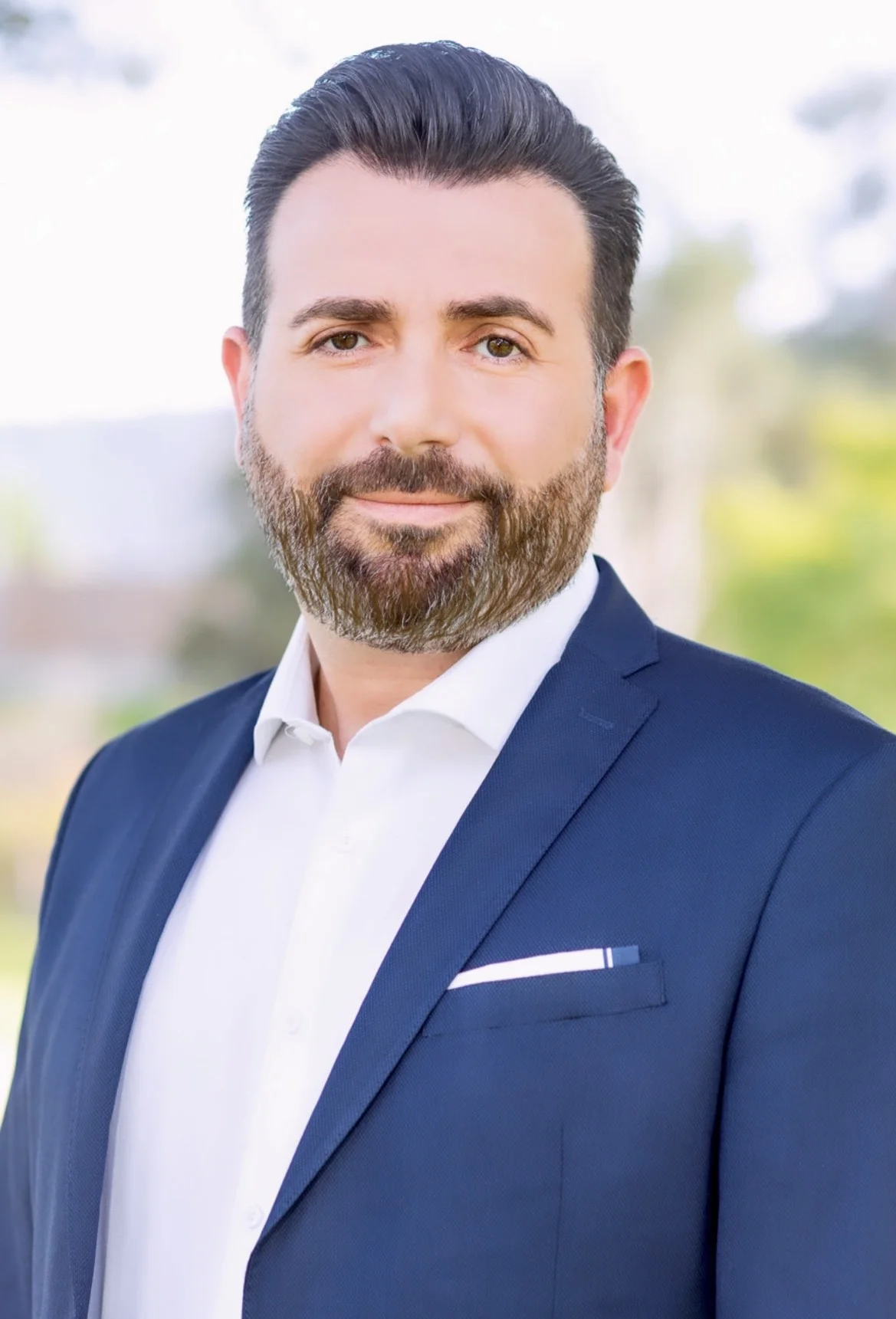 Sarmen Hairapetian - Golden Coast Finance